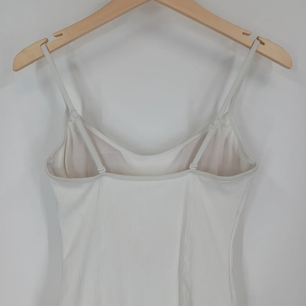 Body Glove Ribbed 1pc Swim Suit - Picture 3 of 8